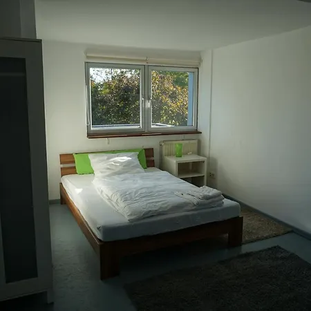 Zweizimmerwohnung Nah Der Messe Düsseldorf